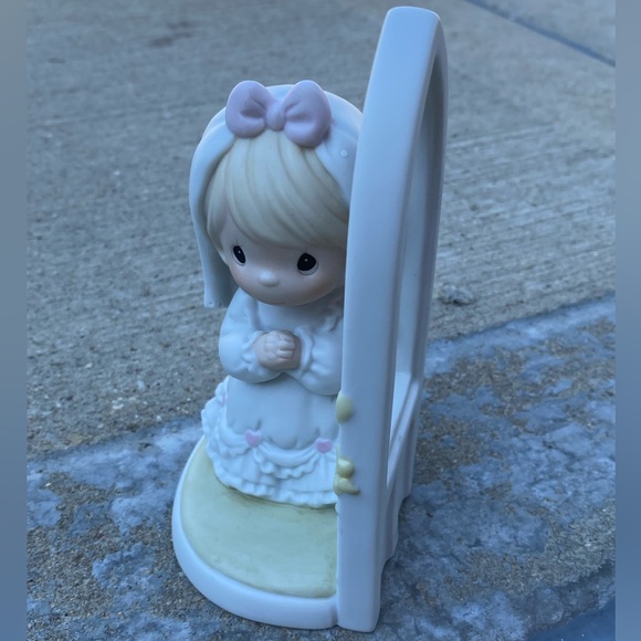 Precious Moments May Your Future Be Blessed Figurine - Picture 4 of 8